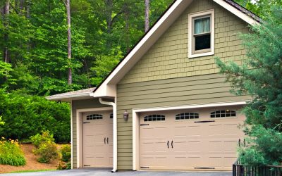 Buying a Garage Door for Your Woodlands Home
